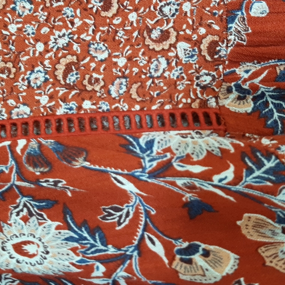 Great looking casual dress - Picture 5 of 5